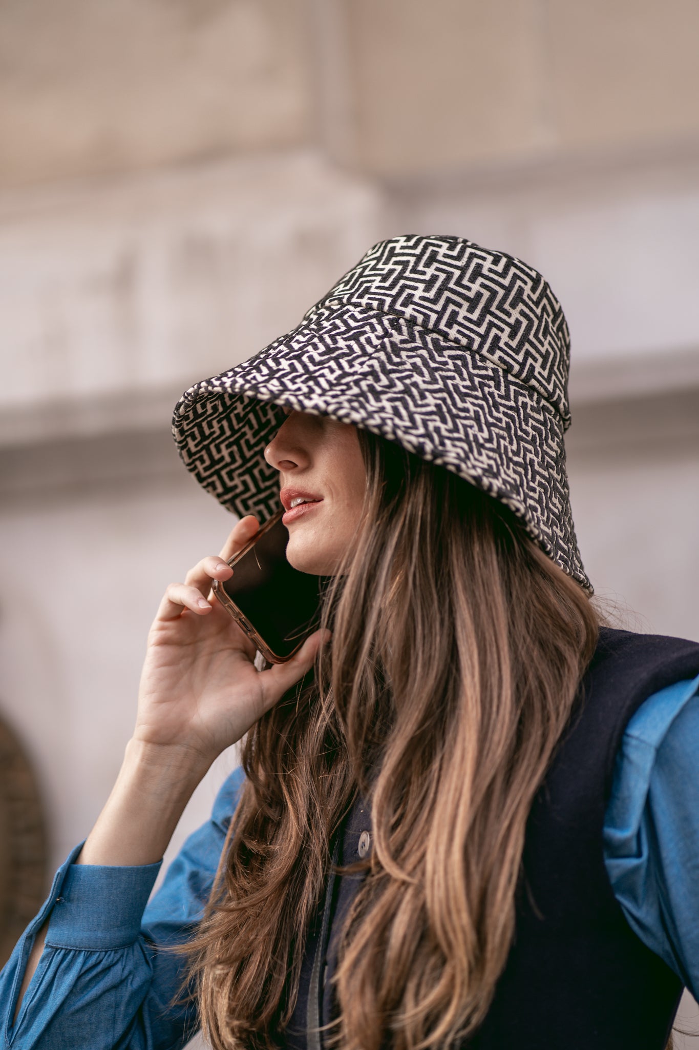 Mavari Tetrix blanco y negro ala L