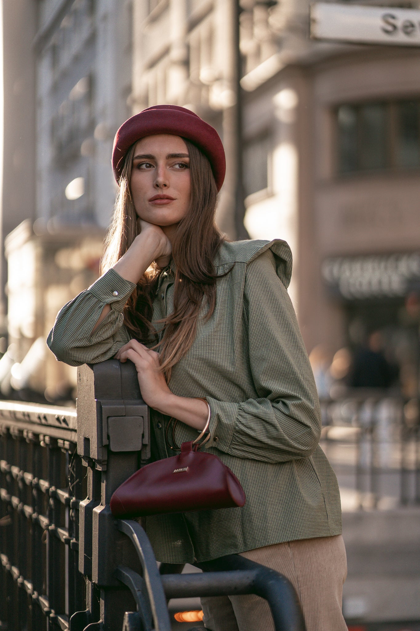 Bolso Moon Burdeos Mini-piel