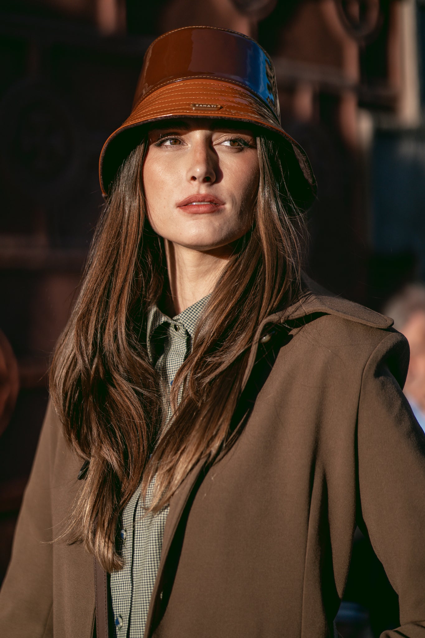 Charolito tabaco + tundra ala S