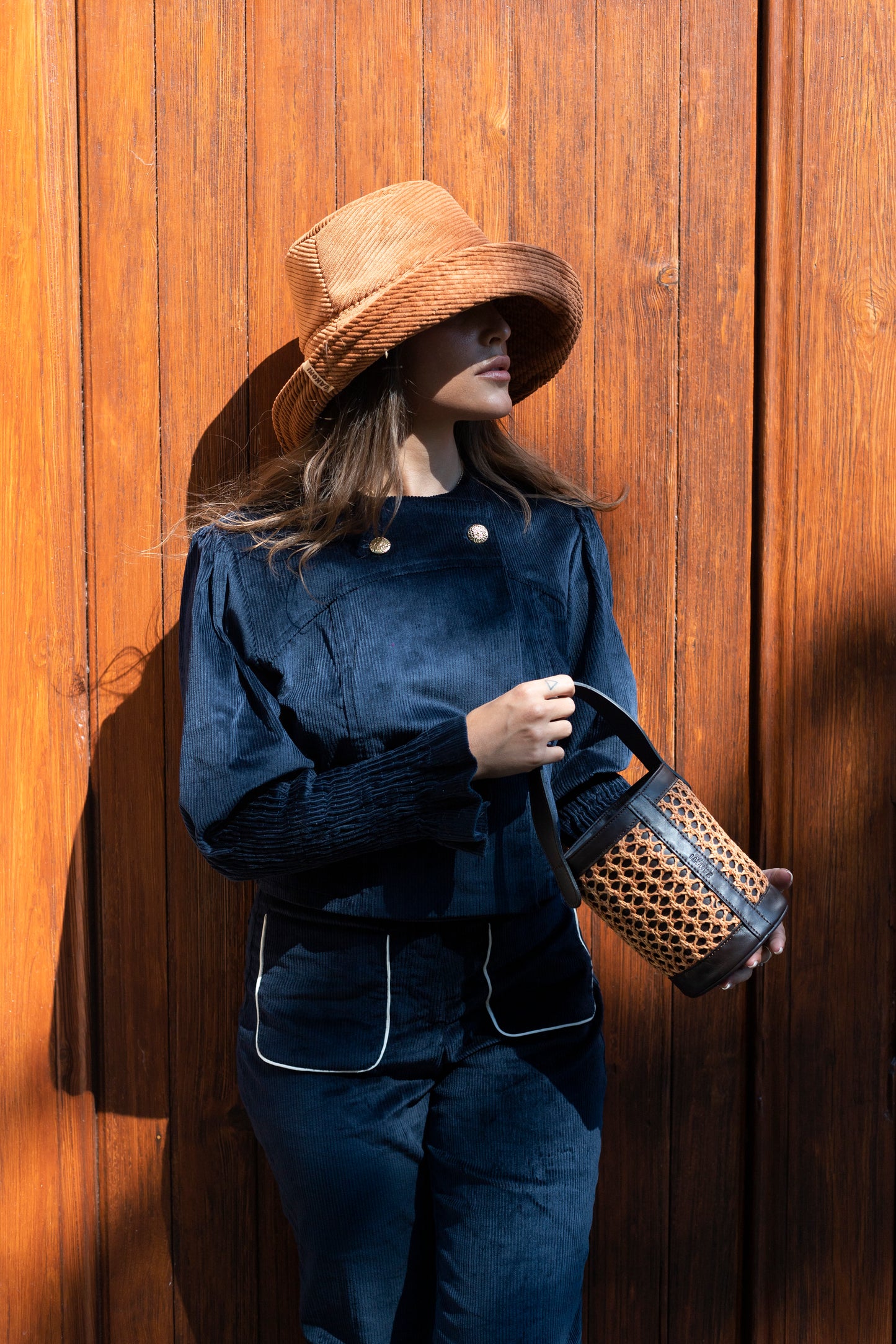 Bolso cubo Zig Zag chocolate + caldera