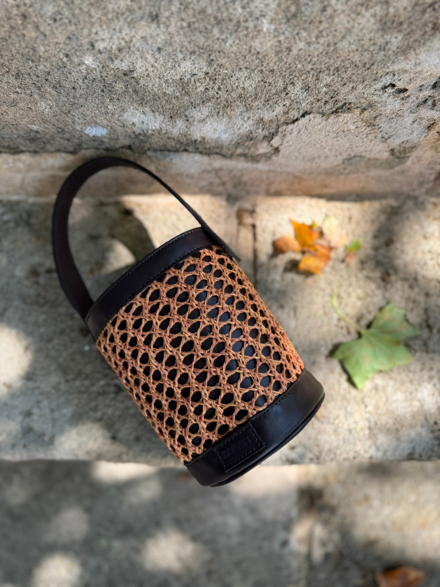 Bolso cubo Zig Zag chocolate + caldera