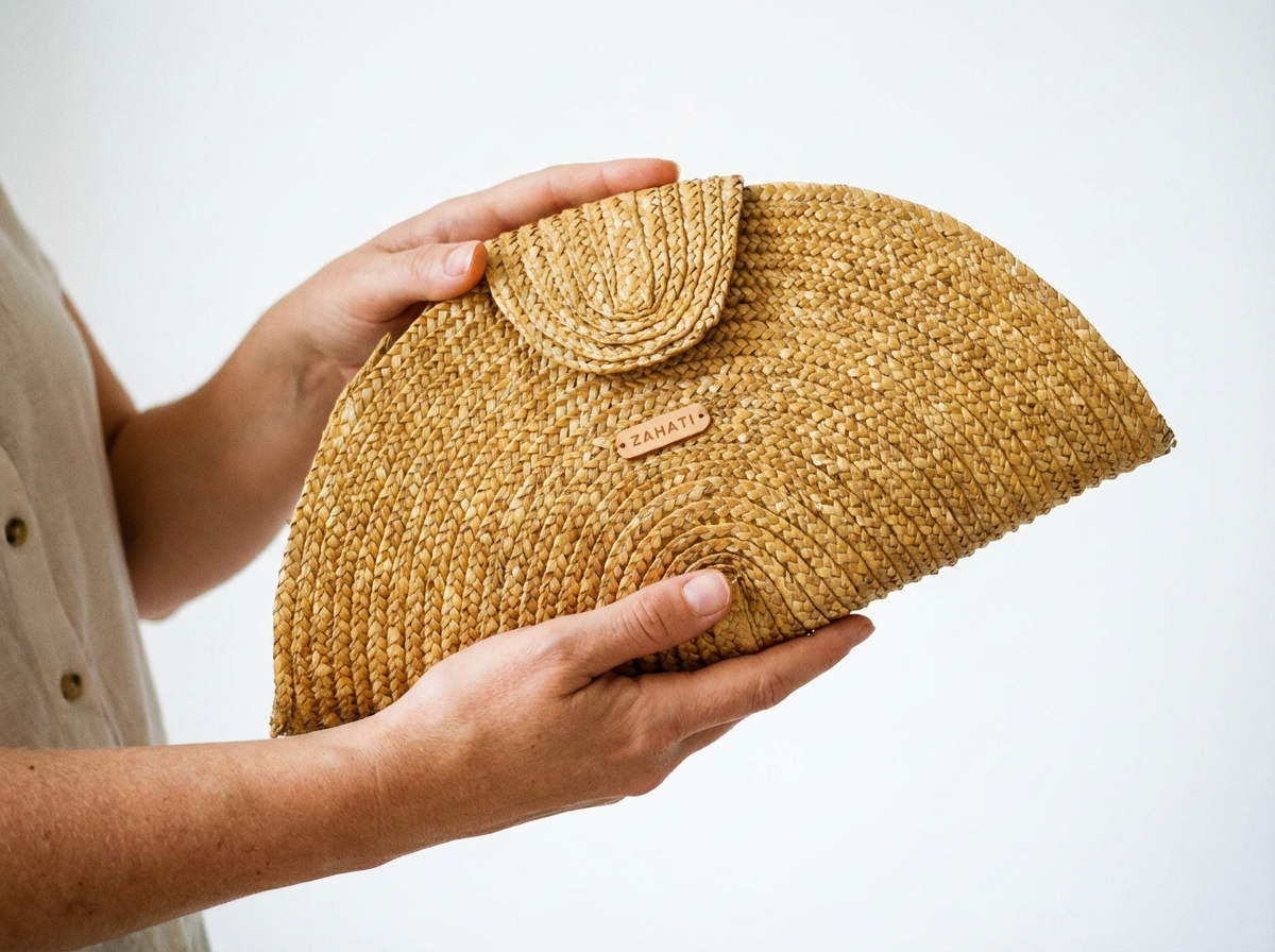 Cartera Chloe dorado